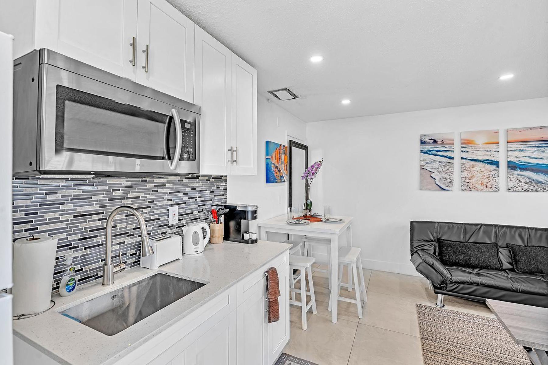 NEW Boutique One Bedroom Close to Beach&Casino Hollywood Extérieur photo